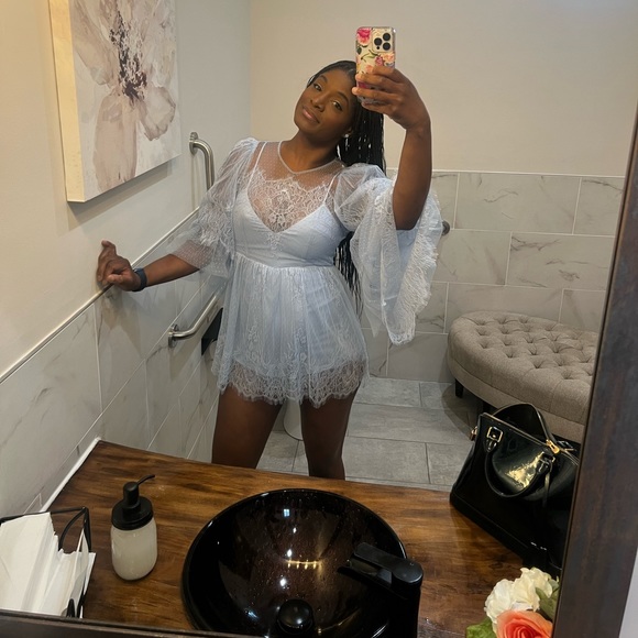 Meet your Posher, Mia - Picture 5 of 6